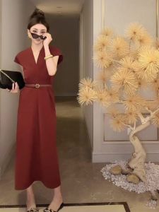 French V-neck Miniature Sleeve Red High-End Skirt Womens Summer 2024 Elegant Youthful Dress Sweet Style Short Sleeve Midi Dress