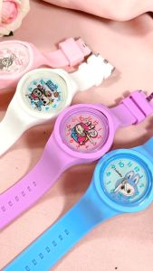 Jam Tangan Anak Lucu Karakter Labubu Dengan Strap Karet Desain Ergonomis Untuk Anak Yang Aktif