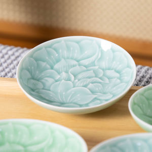 High Temperature Resistant Ceramic Flavor Dish Home Use Vinegar Soy Sauce Dip Small Snack Relief Pattern Chinese Style Dish