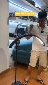 Đèn Phun Xăm Nối Mi Spa  HQ28  Hình Bán Nguyệt Kết Hợp Livestream - 3 Màu Ánh Sáng. Đa năng sử dụng trong ngành thẩm mỹ chăm sóc da điêu khắc chân mày phun thêu mùn vải tán chân mày làm mi xăm và trang điểm