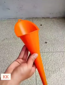 Car Oil funnel Refill Fuel Paip gasoline engine oil diesel fuel refueling funnel bendable Car Trunk Lorry Boot Motorcycle Funnel Axia Myvi Saga vvt BLM FLX Persona bezza iriz aruz viva kenari kelisa alza wira kancil