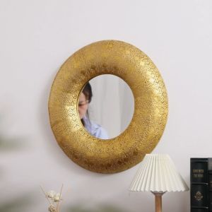 เอเชียตะวันออกเฉียงใต้ตัดกระจกห้องน้ำของโรงแรมไทยกระจกสีทองทรงกลมตก แต่งผนังกระจก แต่งหน้า