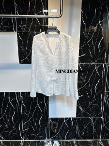 Romantic White V-neck Embroidered Art Deco Shirt Casual Style Long Sleeve Elegant Ladylike Top for Spring Autumn