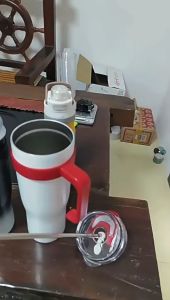 Termos Air Panas Model Cup Hot Dan Cold Jumbo Bahan Stainless Steel 1200ml