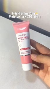 20GR DAY MOIST AZARINE ACTIVE BRIGHT BRIGHTENING DAY MOISTURISER SPF 25++ / PELEMBAB WAJAH