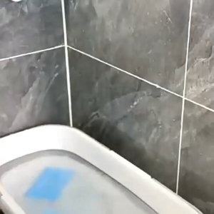 Foldable mop bucket rectangular foldable water storage bucket foldable and portable flat-bottomed for hand washing.
