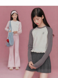 LOVESASAKIDS | Color Block Contrast Sleeve Embroidered Wooden Edge Hem T-Shirt