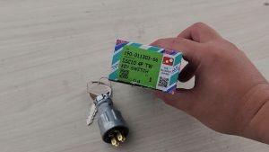 J01S13 IGNITION SWITCH ISC10 4PIN CAR-SHOW STARTER SWITCH LORRY FORLIFT TRUCK CS-108004 TAIWAN