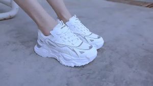 ขายร้อน รองเท้าผ้าใบสตรี รองเท้าผ้าใบสีขาวสไตล์เกาหลี สววมินิมาก รุ่นสุดฮิต ลำลองนุ่มระบายอากาศได้ดี