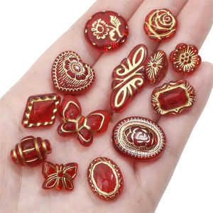 ลูกปัดอะคริลิคสไตล์บาร็อคสีทองลูกปัดรูปหัวใจดอกไม้ผีเสื้อแบบหลวมสำหรับสร้อยคอสร้อยข้อมือเครื่องประดับแบบทำมืออุปกรณ์งานฝีมือ