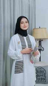 Dzellia - Humaira Midi Dress & Atasan Wanita Terbaru 2024