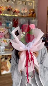 Buket Bunga Artificial & Kado Romantis: Pilihan Terbaik untuk Acara Khusus