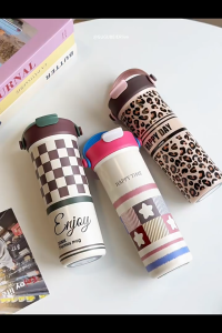 650ml Tumbler With Handle Design Double Layer SUS316 Stainless Steel Insulated Thermos Flask Coffee Mug Water Bottle Cup Botol Air PortableLeak-ProofCopper Lined 3D Pattern XDFY9542 保温杯保温瓶