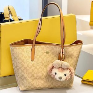 Hong Kong Genuine Leather Handbag Womens Large Capacity Commuter Bag Autumn Winter High End Tote Bag with Shoulder Strap