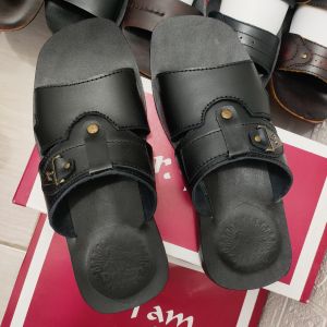 SANDAL KULIT PRIA DR. IAM 4042 HITAM ( PRODUKSI SENDIRI )