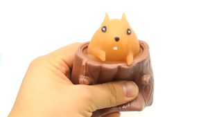 Funny Pop up Squeeze Toy Cheese Mouse Cup Block Toy Kids Cartoon Stress Relief Decompression Pinching Hide And Seek Toys Gift Lootbag Filler / Paninda