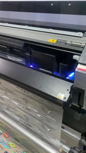 STRIPING TRANSPARAN MOTIF VI MEGA PRO STICKER BENING