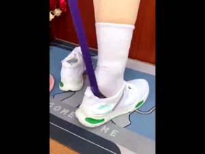 Cây mang giày cây đón gót giày gậy mang giày nhanh chóng tiện lợi