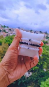 Gelang Mutiara Inisial Huruf/ Gelang Inisial Huruf Bulat Mutiara Model Serut