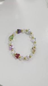 A Butterfly Crystal Bracelet for Women Fashionable Bangle Jewelry Fresh and Sweet Crystal Beaded Bracelet