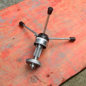 Premium 16MM Lathe Drill Accessories Thirteen Tooth Assembly Scale Ring Handle Seat for Thread Cutting Machines in China