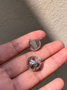 CAFFTI | Shimmering Icy Silver Sparkle Luxurious Chilly Earrings