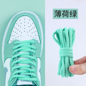 เชือกผูกรองเท้าสีเขียว สายรัดส้นแบนทรงสี่เหลี่ยมสำหรับผู้ชายและผู้หญิง สไตล์สปอร์ต สไตล์พ่อ เส้นเชือกผูกรองเท้าแบบแข็งจาก Wild Elephant