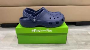 Giày sục crocs chuẩn xịn chống hôi chân nhựa tế bào êm mềm đúc liền khối siêu bền đi mưa lội nước đi biển Crocs band classic màu Navy