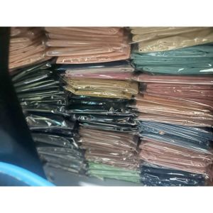 HIJAB SEGIEMPAT INSTAN ZIPPER RESLETING LASERCUT TERBARU