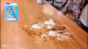 G-2001 น้ำยาทำความสะอาดอเนกประสงค์GETSUN ALL PURPOSE  ขนาด 2 ลิตร แถมฟรี!! ผ้าไมโครไฟเบอร์ ทำความสะอาด กำจัดกลิ่งไม่พึงประสงค์  ขจัดคราบไขมัน และสิ่งสกปรกบนพื้นผิวหลายชนิดในบ้านได้อย่างมีประสิทธิภาพ เช่นเคาน์เตอร์ โต๊ะ กระเบื้อง และกระจก