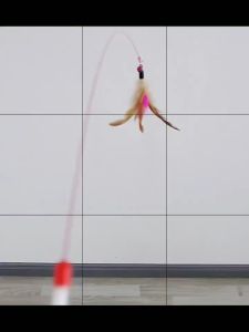 Hot 1pc pet cat toy Cute Design Steel Wire Feather Teaser Wand Plastic Toy for cats Color Multi Products For pet Product