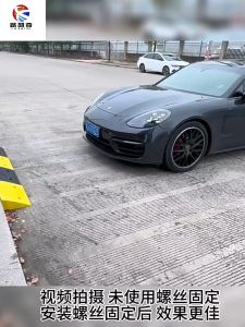 Dốc bục lên xuống xe hơi MYT bằng nhựa đệm cao su tam giác Dốc lên xuống xe ô tô xe máy chịu lực Dốc bục nhựa