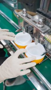 (Mua 1 được 4) Kem body sữa non Soomin dưỡng trắng nhanh phục hồi da chống nắng