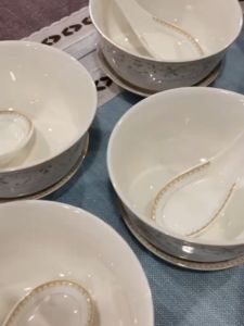 18PCS Ceramic Premium Dinnerware Dishes Set Bowl and Plate set Soup Bowl Rice Plate Spoon Gift Set Dinner ware Plates