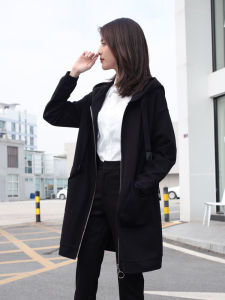 เสื้อแจ็คเก็ตผู้หญิงทรงหลวมสีดำยาวปานกลาง ฤดูใบไม้ผลิและฤดูใบไม้ร่วง ทรงหลวม ทรงหลวม เสื้อคลุมกันหนาว แจ็คเก็ตผู้หญิง