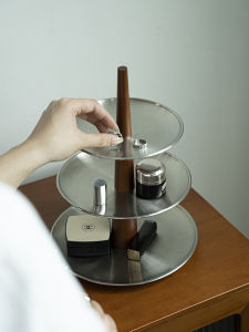 ชั้นวางของแบบไม่สมมาตรสไตล์ย้อนยุคแบบเงา ชั้นวางของตกแต่งหน้าบ้าน ชั้นวางของสำหรับจัดวางของอร่อย ชั้นวางของสำหรับขนมปัง ชั้นวางของสำหรับขนมหวาน