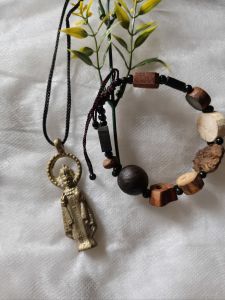 Santo Niño Maykapa medallion and ten elements bracelet set