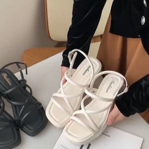 READY STOCK WALK IN Womens Elegant Buckle Block Heels Sandals Kasut Wanita