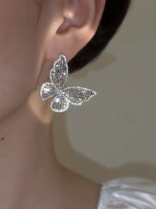 Luxurious Versatile Butterfly Shape Fashion Earrings with Zirconia Studs for Women Japanese and South Korean Style