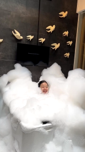 Naked in Bubbles - Calming Vanilla | Bubble Bath | Sabun Busa