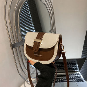 กระเป๋าสะพายข้างใบเล็กสไตล์วินเทจฝรั่งเศส ผู้หญิง แฟชั่น ฤดูใบไม้ร่วง ฤดูหนาว สไตล์ใหม่สไตล์ฮ่องกง หลากหลาย กระเป๋าสะพายไหล่เดี่ยว