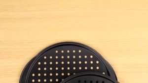 2 Khay Nướng Bánh Pizza Chống Dính 14 Inch Có Lỗ Và Tay Cầm Làm Bằng Thép Carbon Dùng Cho Lò Nướng Gia Đình