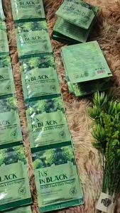 ivsแชมพูสมุนไพรแบบซอง สูตรฮาลาลลูกยอ สีดำ 50ซอง ใช้ง่ายไม่ฉุนไม่แสบหนังหัว