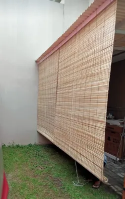 Tirai Bambu outdoor size 25x25 meter plus tali kerekan