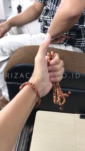 PROMO Paket Tasbih Gelang Kayu Raja Agatis Agathis Gaharu Merah ASLI 6mm 8mm 33 dan 99 Butir
