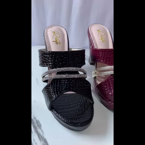 Flovela Croco Textured Heels by Relate - Sepatu Sandal Mules Wanita Hak 10cm