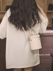 MINGYANA | White Autumn Winter Luxury Crossbody Mini Bucket Bag