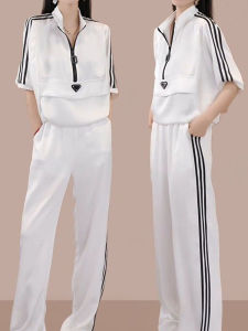 ชุดกีฬาสองชิ้นสำหรับผู้หญิง ชุดกีฬาสไตล์เกาหลี ฤดูร้อนปี 2025 แฟชั่นสูง ครึ่งซิป เสื้อแขนยาว กระโปรงทรงหลวม ชุดทำงาน