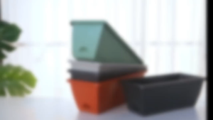 Spring Home กระถางดอกไม้แบบยาว กระถางทรงยาวพร้อมถาดรอง มีรูระบายอากาศ ระบายน้ำแบบอิสระ กระถางพลาสติกดอก ทนทาน