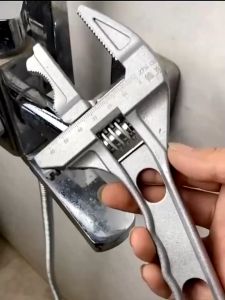 (OTP) Kunci Inggris/Universal Adjustable Wrench Spanner/Besar Serbaguna Murah Universal Ajaib Kunci Pipa
